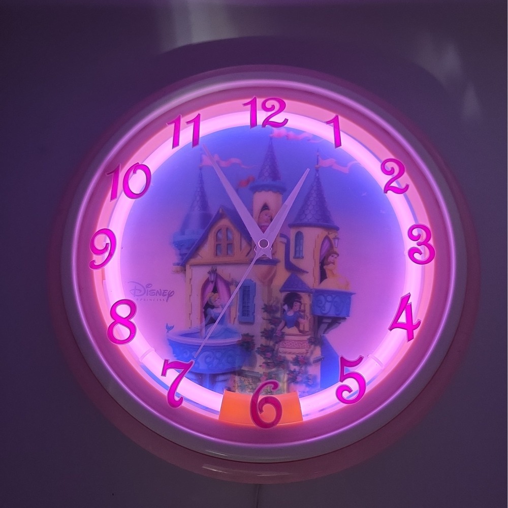 Disney Princesses Neon Pink Wall‎ Clock Rare Quartz Clock
